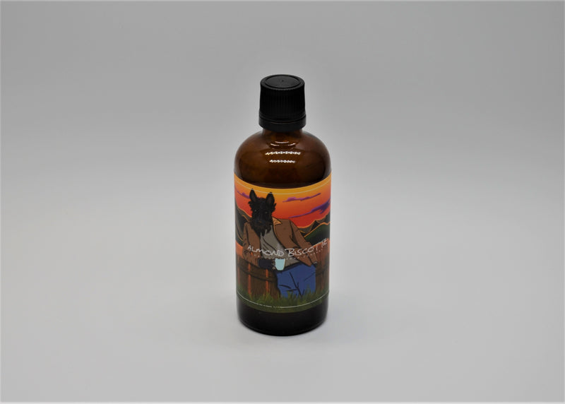 Macduffs Almond Biscottie splash