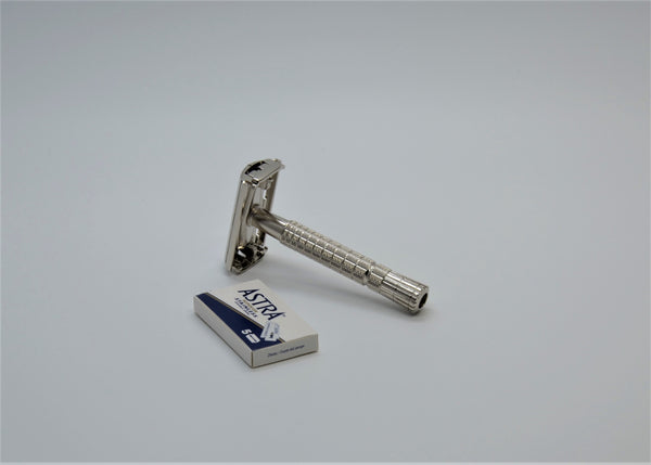 Gillette Flare Tip Z 1 - 1954 vintage restored and replated safety razor