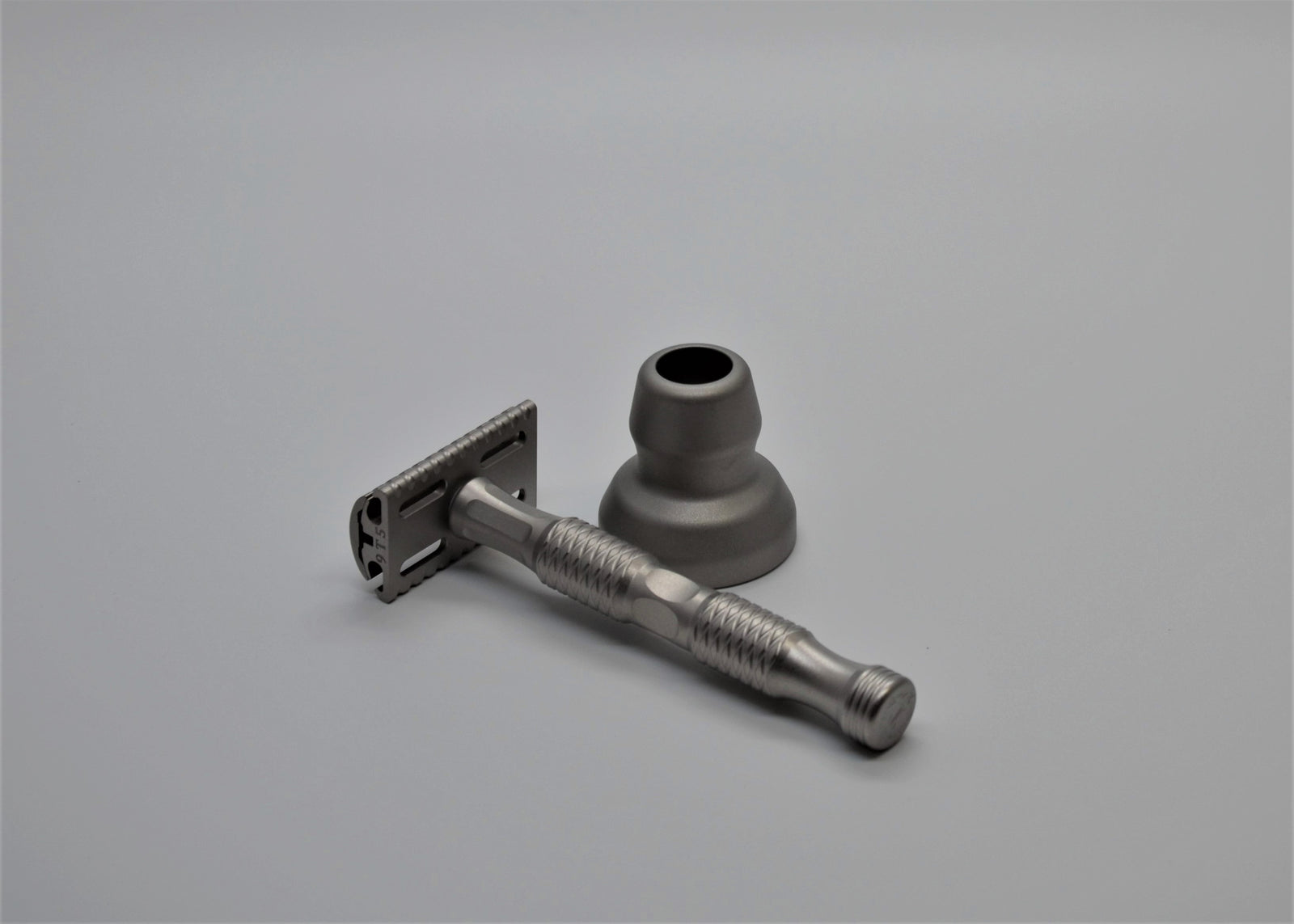 Timeless SS 95 safety razor set matte – ANTICATURA Timeless SS 95 safety razor set matte – ANTICATURA